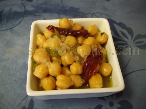 Tapa de garbanzos estofados